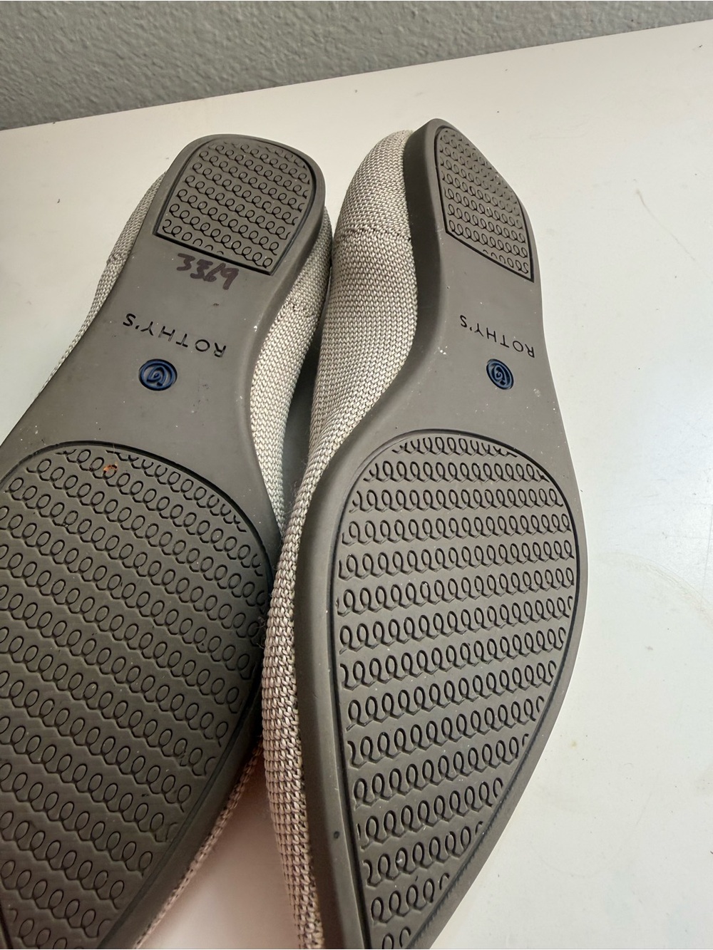 Rothy's the Point size 6.5 Knit Flats in Light Beige with Blue Trim - Picture 6 of 8